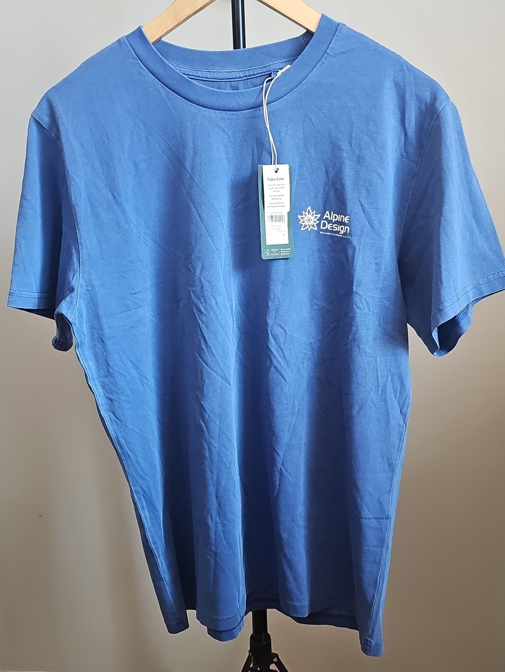Alpine Design Short-Sleeve Crewneck T-Shirt in Blue